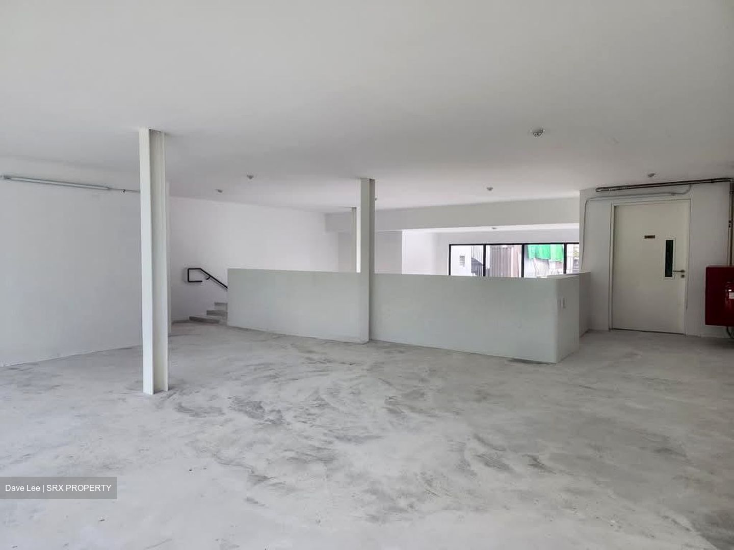 North Canal Road (D1), Office #595207321